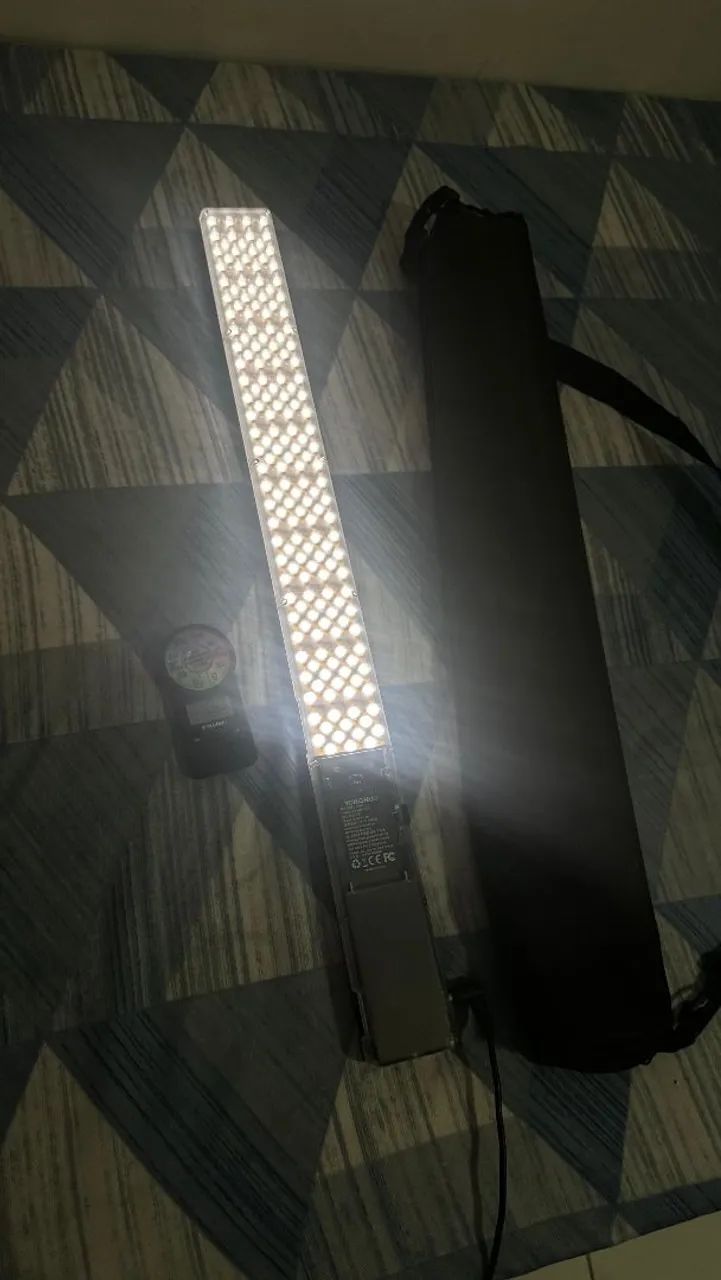 Bastão de LED Yongnuo YN360 III RGB profissional  - Foto 2