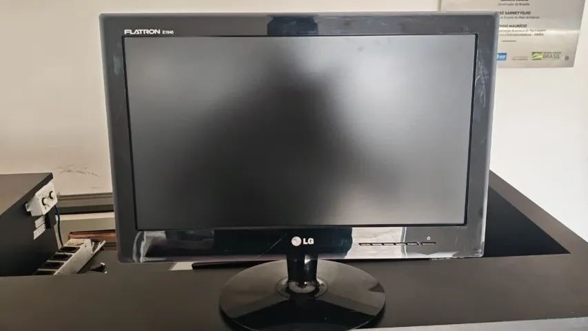 Monitor LG Flatron E1940 LED 18.5" Widescreen - Funcionando Perfeitamente - Foto 2
