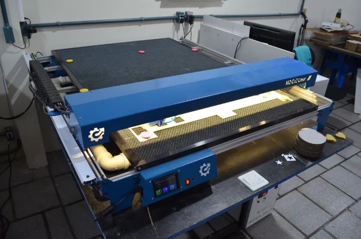CNC M2 Co2 Laser - Área 900x1100 mm 40w Pico 60. 