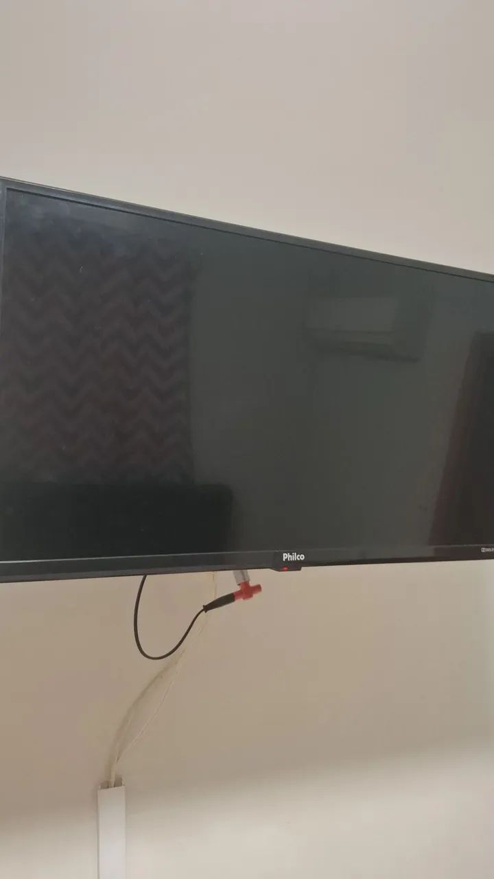 Cabeceira de cama Queen e TV Smart Philco 32 - Foto 2
