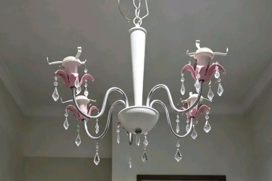 Lustre com 3 lâmpadas 
