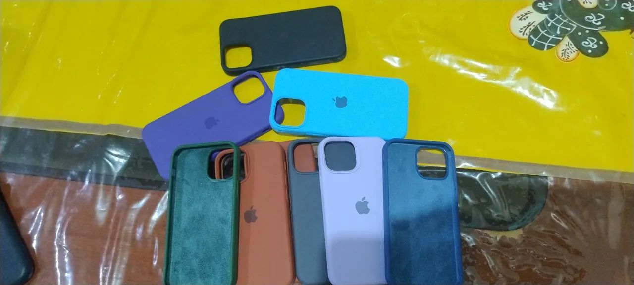 Capas semi novas iPhone 13 mini - Foto 2