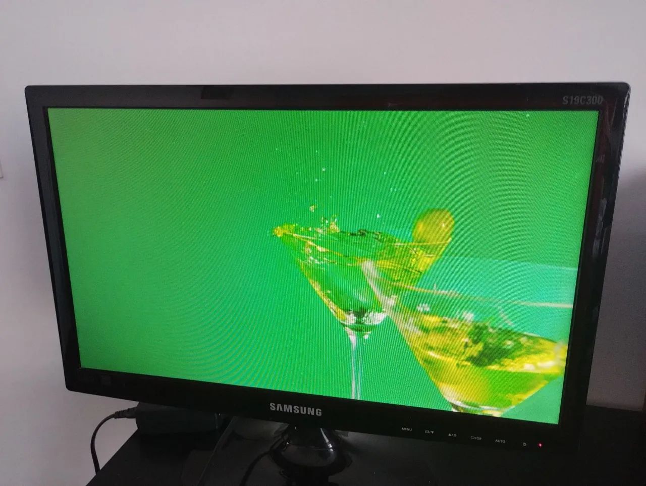 Monitor Samsung 18,5 polegadas  - Foto 3