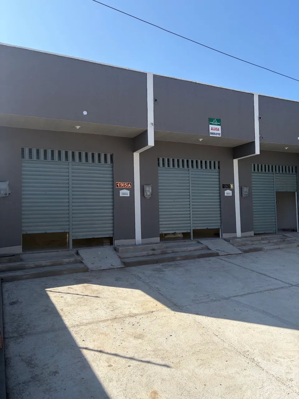 Lojas para alugar em Messejana 