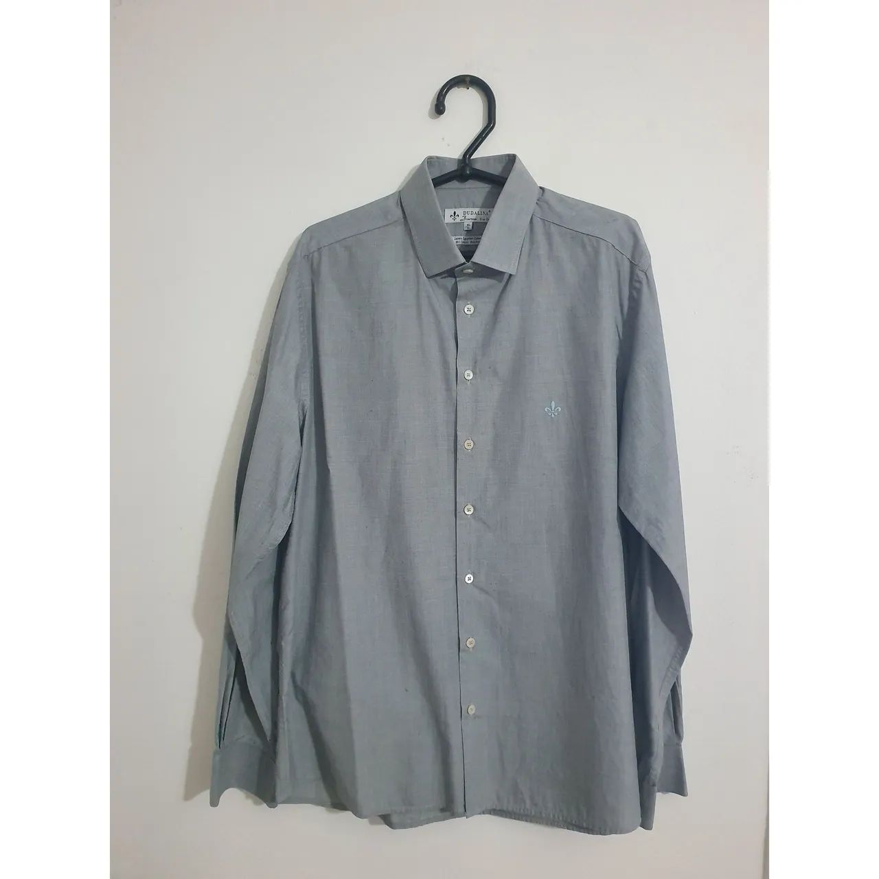 Camisa em tecido 