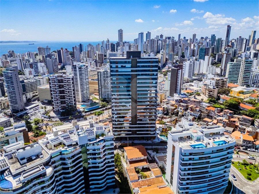 Apartamento com 4 quartos à venda em Barra - BA - Foto 2