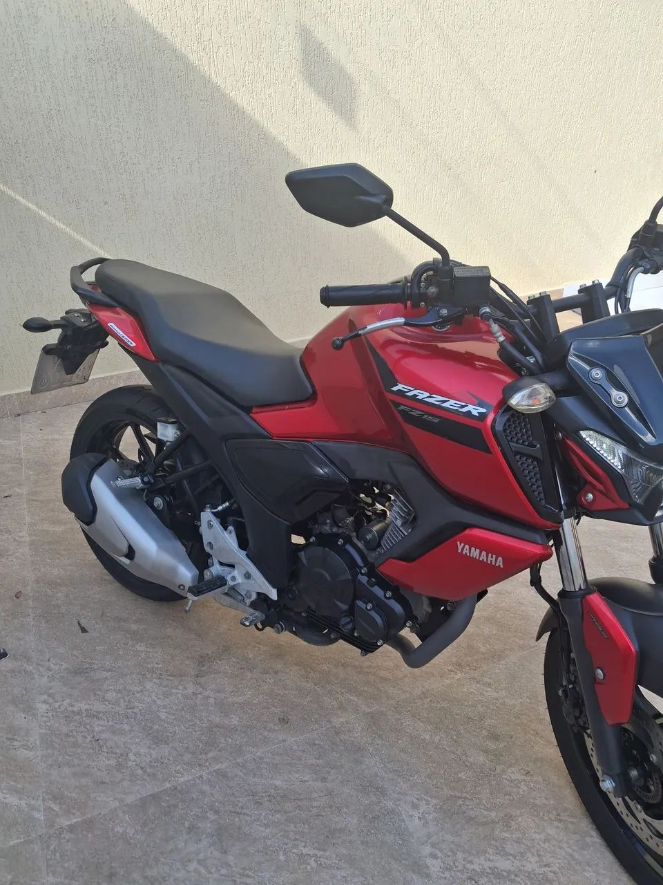 FZ 15 