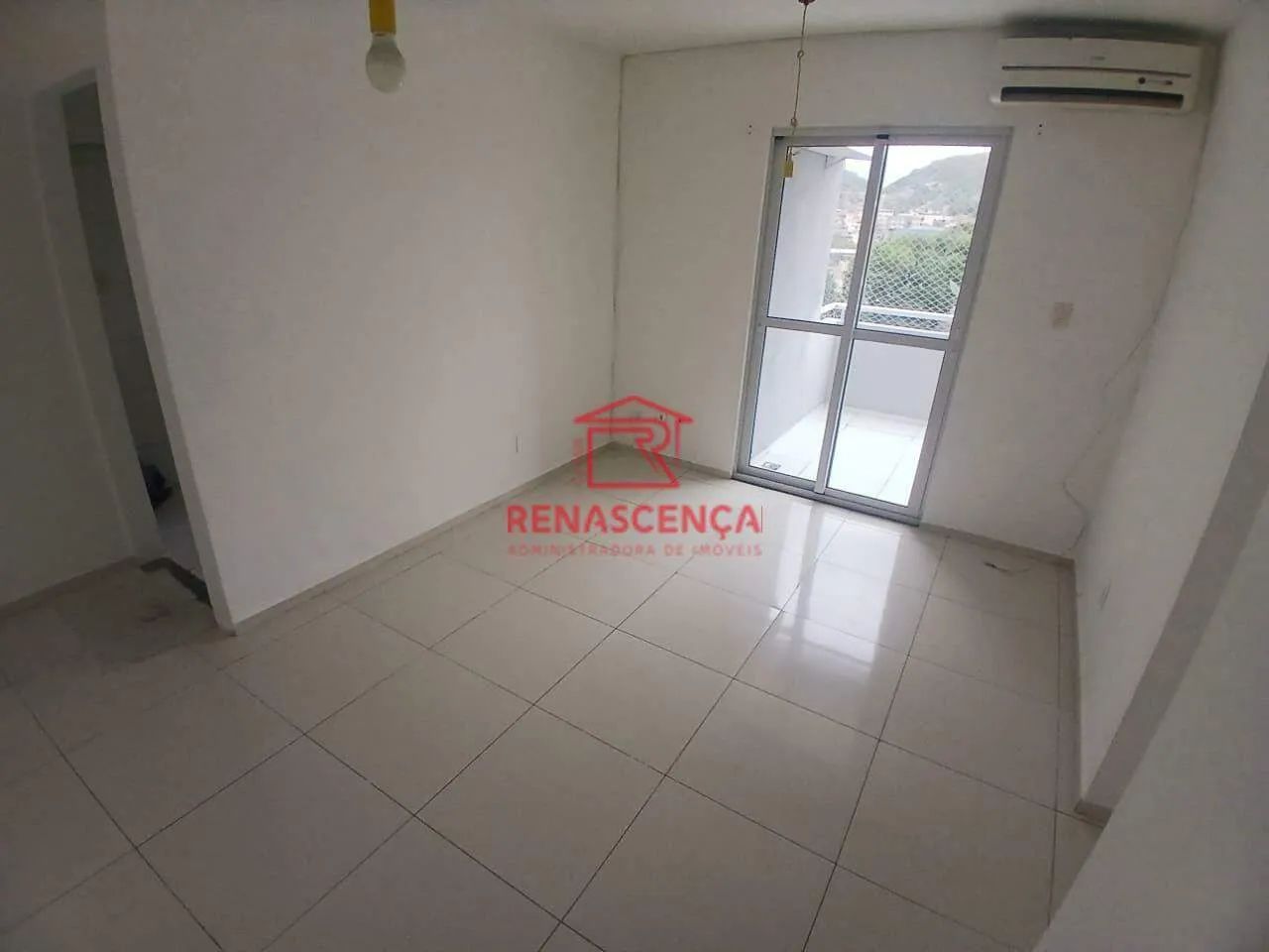 Apartamento com 2 quartos em Irajá. - Foto 2