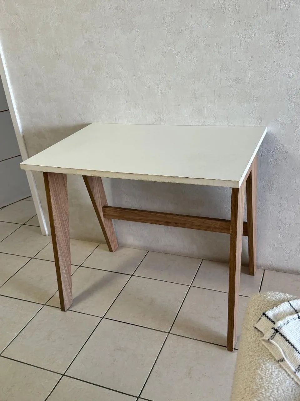 Mesa escrivaninha 90cm  - Foto 3
