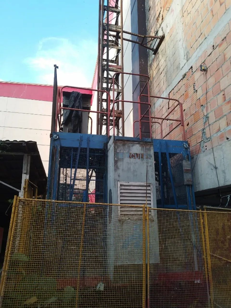 elevador de cremalheira hercules