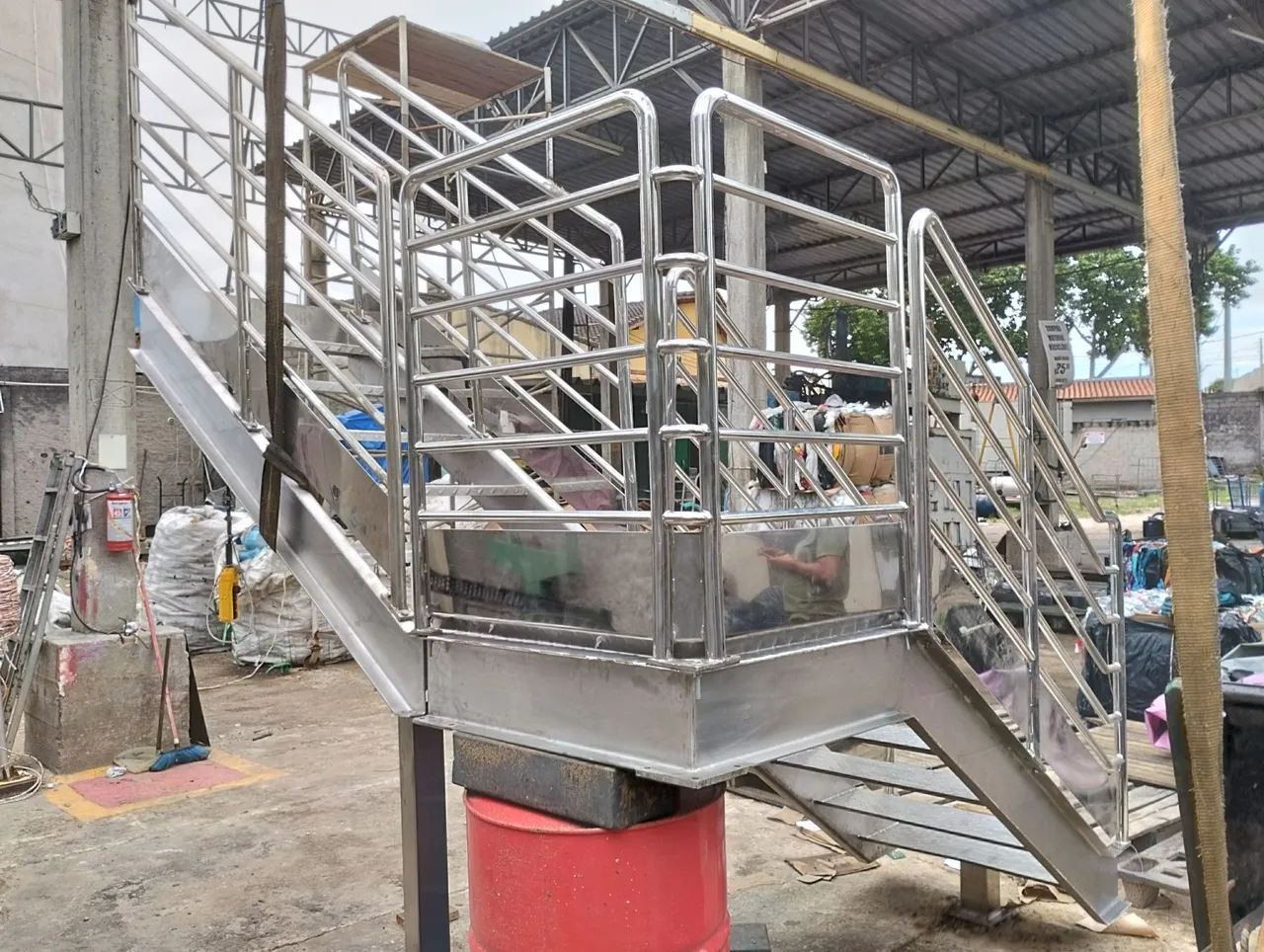 Escada de Inox para Mezanino  - Foto 3