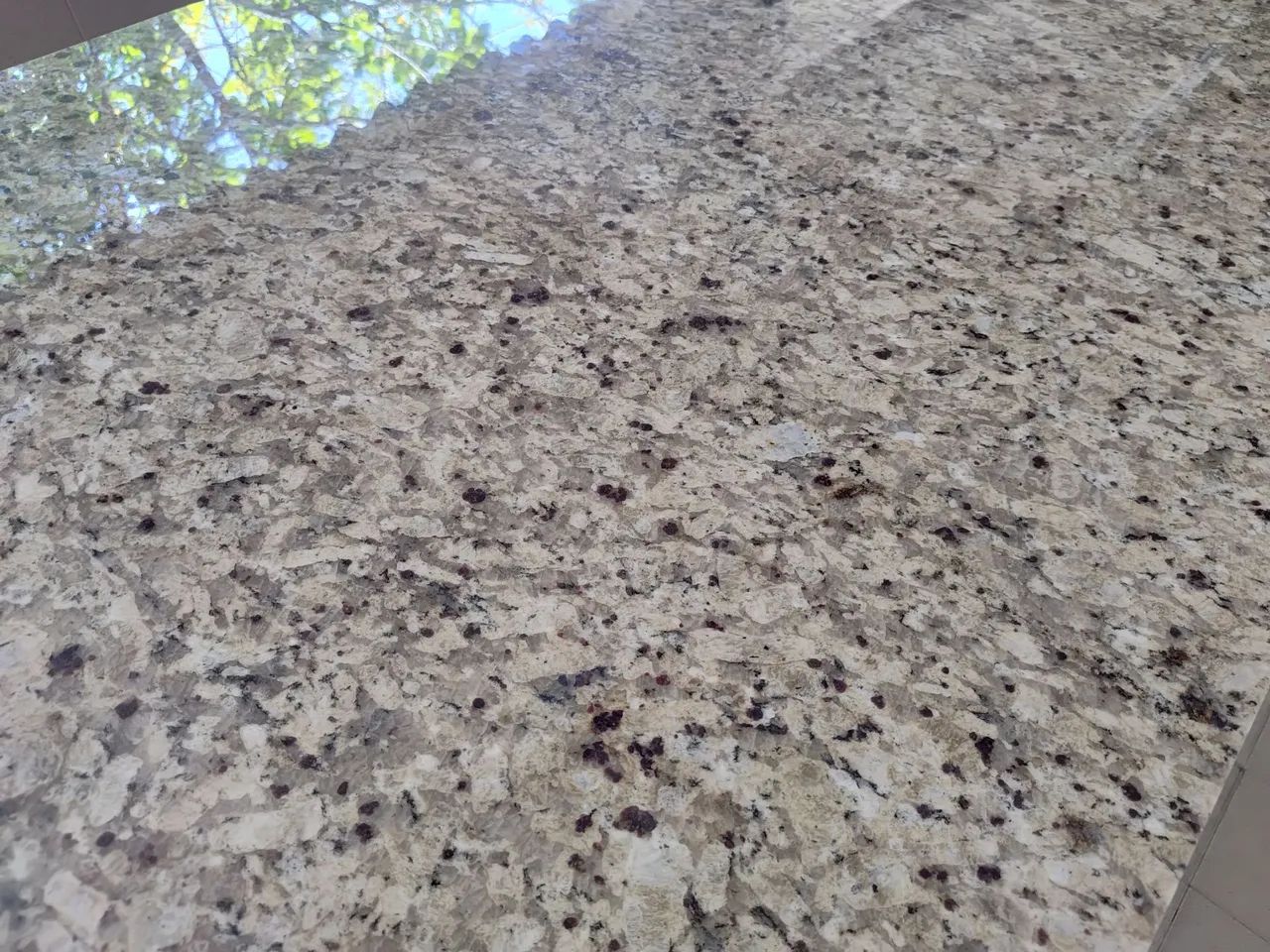 Mesa com pedra de granito. - Foto 3