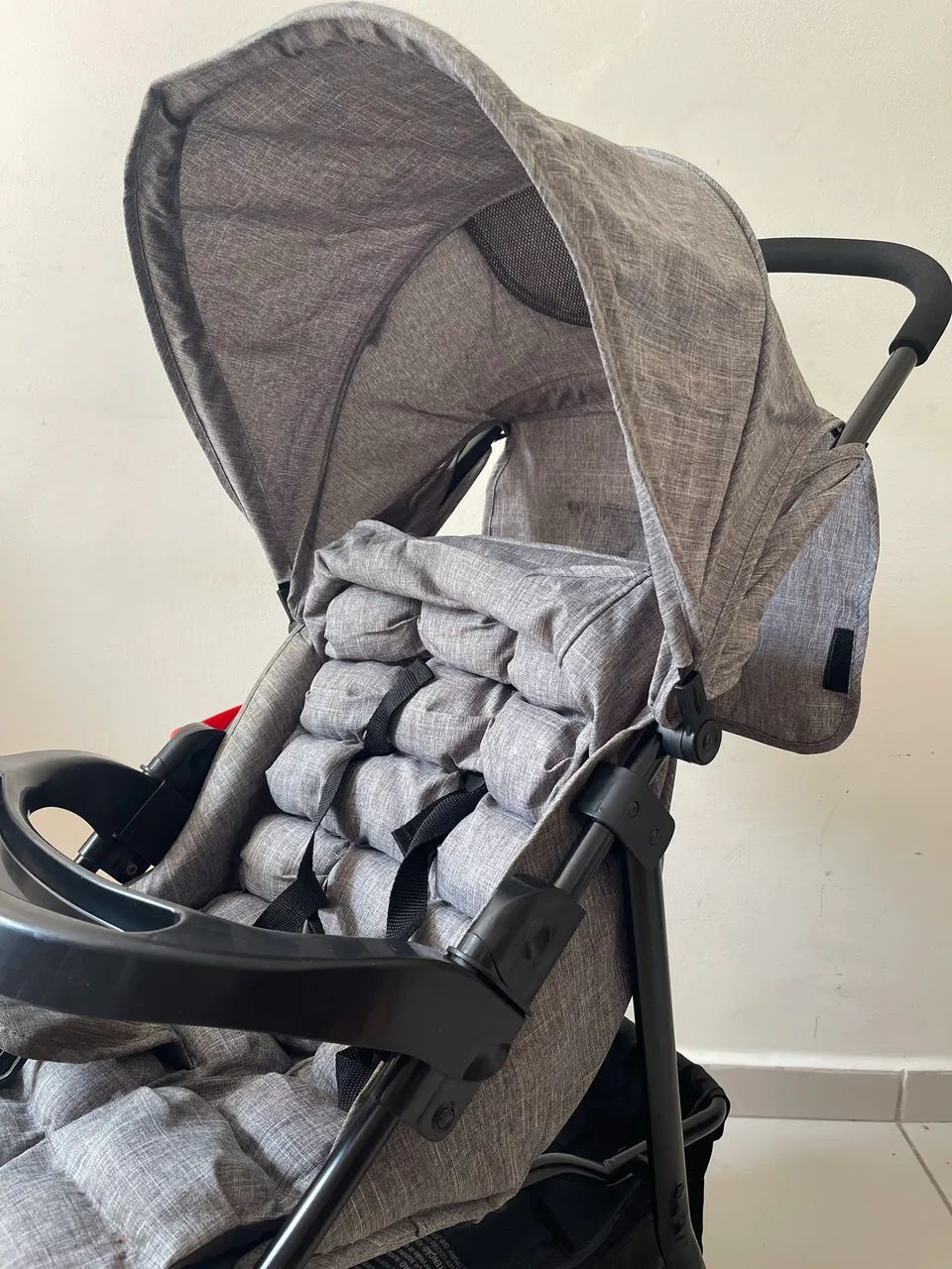 Carrinho de bebê + bebê conforto super conservado, 2 meses de uso - Foto 5