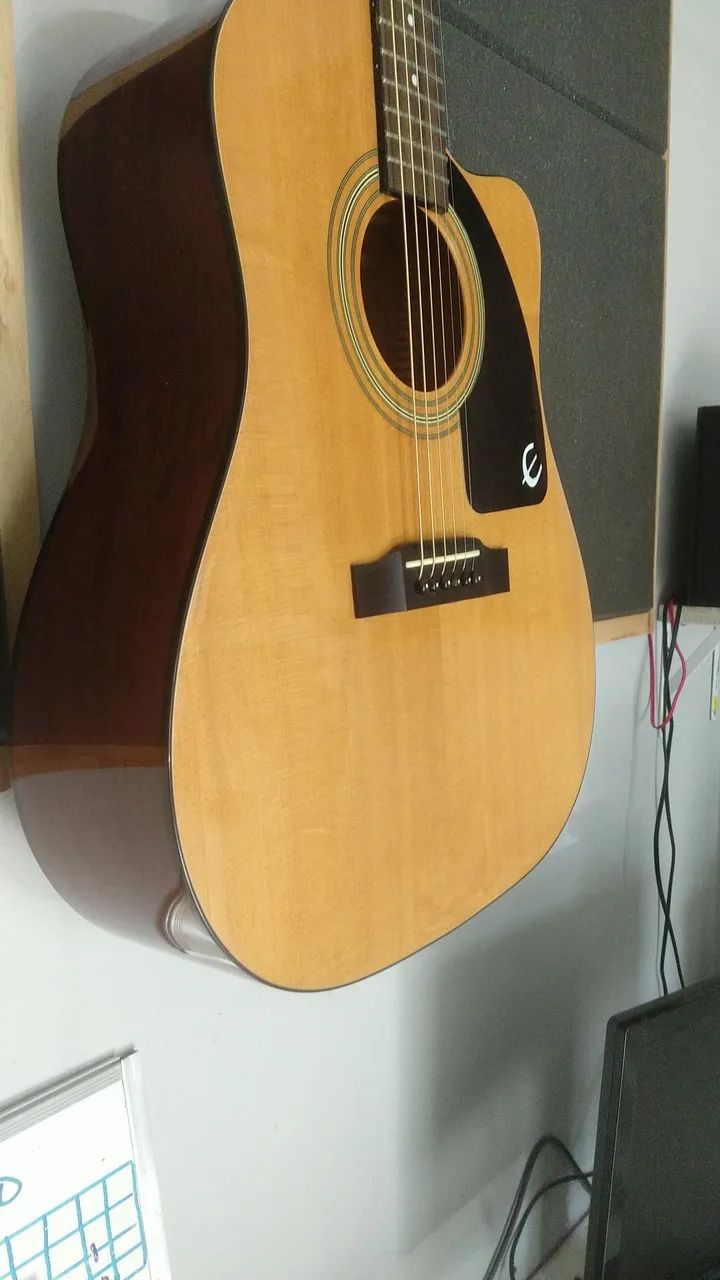 Vendo Violão Epiphone -  Valor 1800. - Foto 2