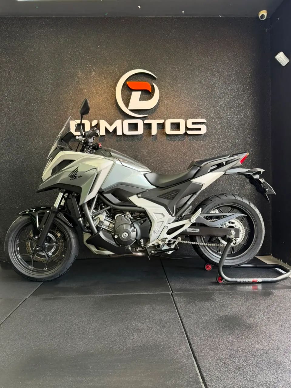 NC 750 - Foto 2