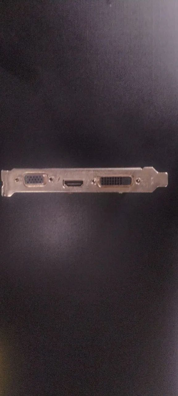 Placa de vídeo GT 210 - Foto 3