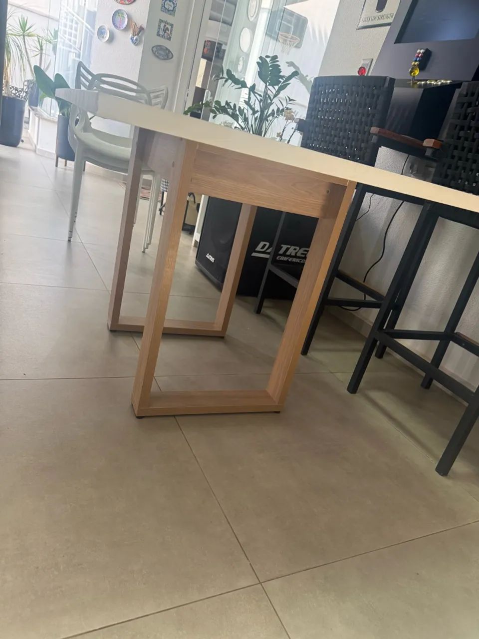 Mesa bem nova  - Foto 2