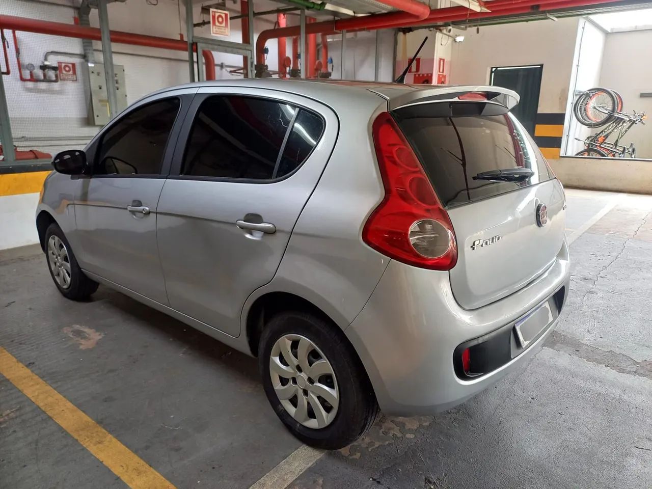 Fiat Palio Attractive 1.0 EVO Fire Flex 8V 5P 2015 - Foto 4