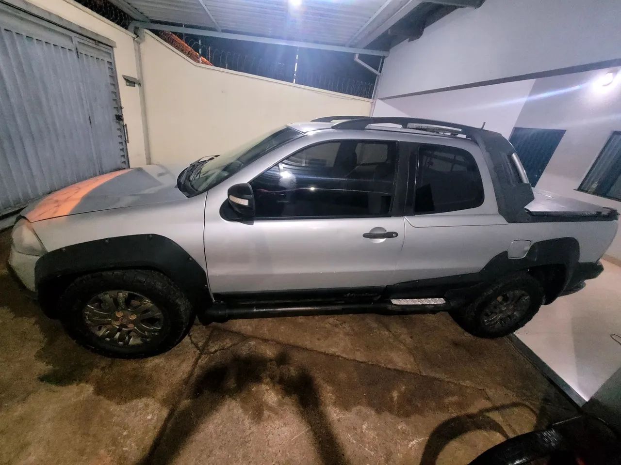 Fiat Strada Adventure1.8/ 1.8 Locker Flex CD 2011 - Foto 5