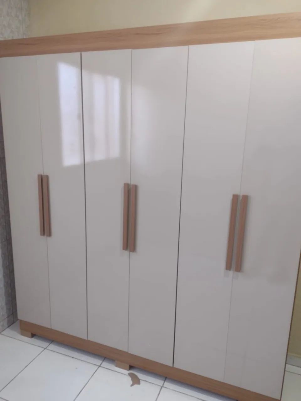 Vendo cama Box e guarda roupa!