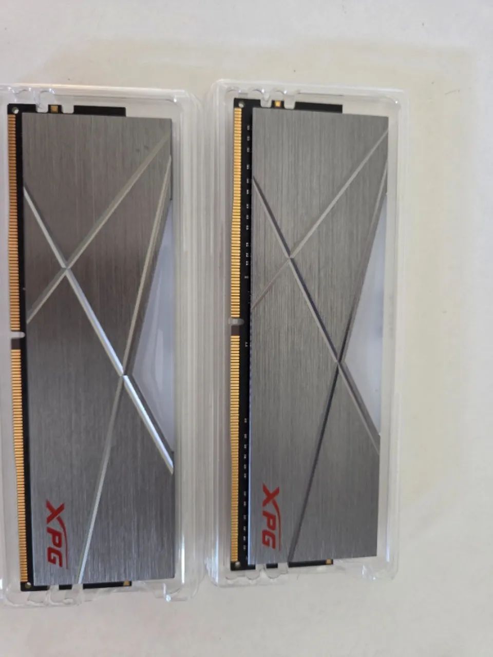 2x Memória Ram XPG 8GB 3600MHz
