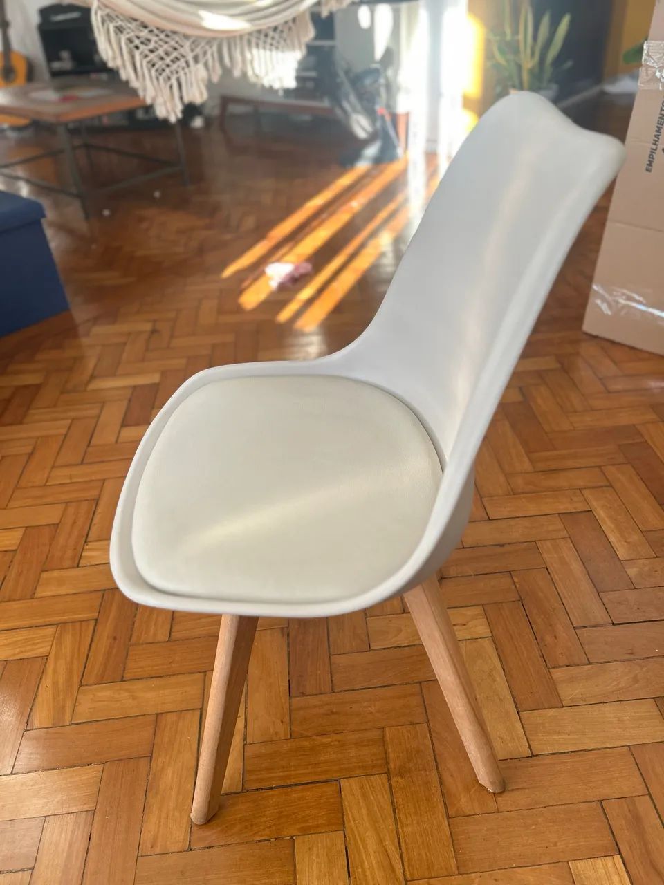 Cadeiras eames cinza - assento estofado  - Foto 4