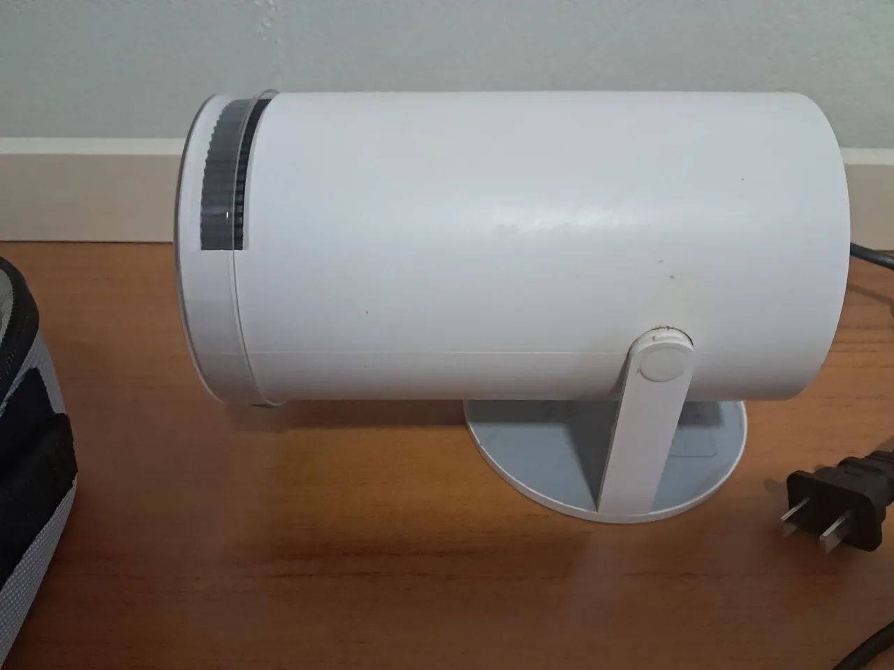 2 Dois projetores portáteis HY300 4K Smart Android, com acesso à Internet e Apps. - Foto 4