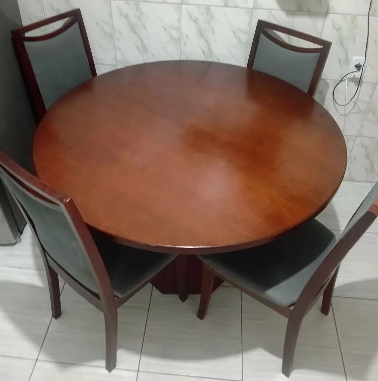 Mesa (1,20m diâmetro) formato leque - MADEIRA - Foto 2