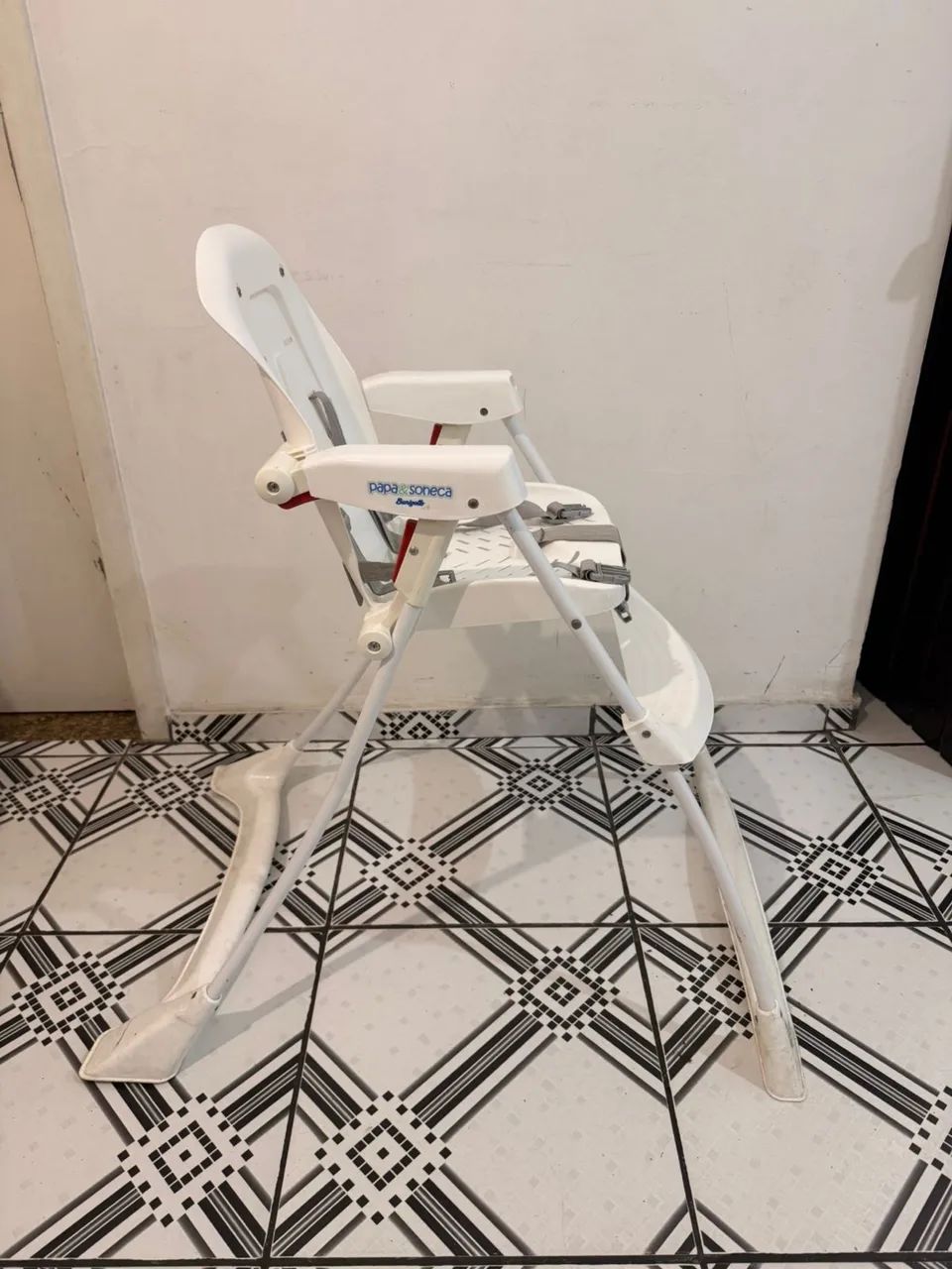 Cadeira de Alimentação Burigotto Papa & Soneca - Dobrável, Completa e Segura  - Foto 5