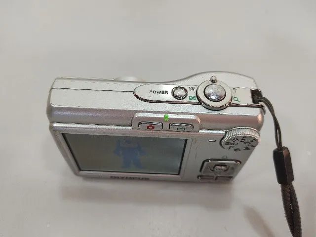 Câmera Digital Olympus X775 7.1 Mega Pixel Cr5 (Usado) - Câmeras e
