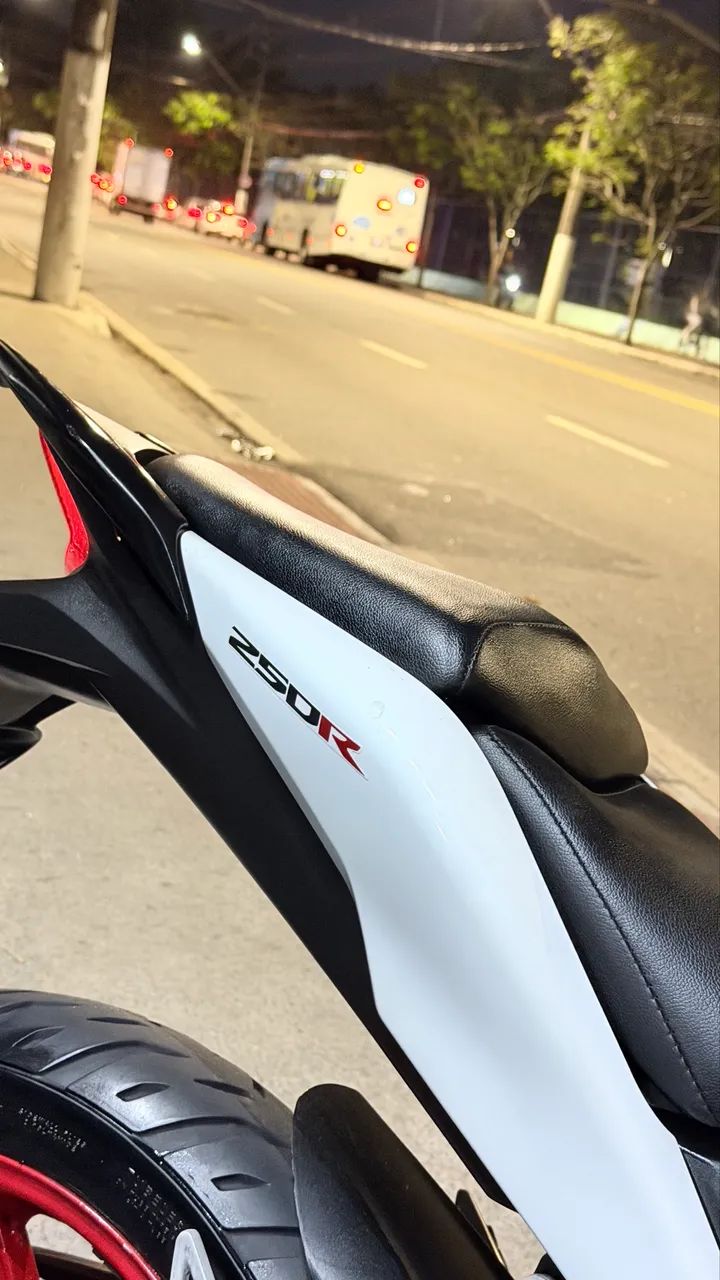 Cbr 250R 2012 - Foto 3