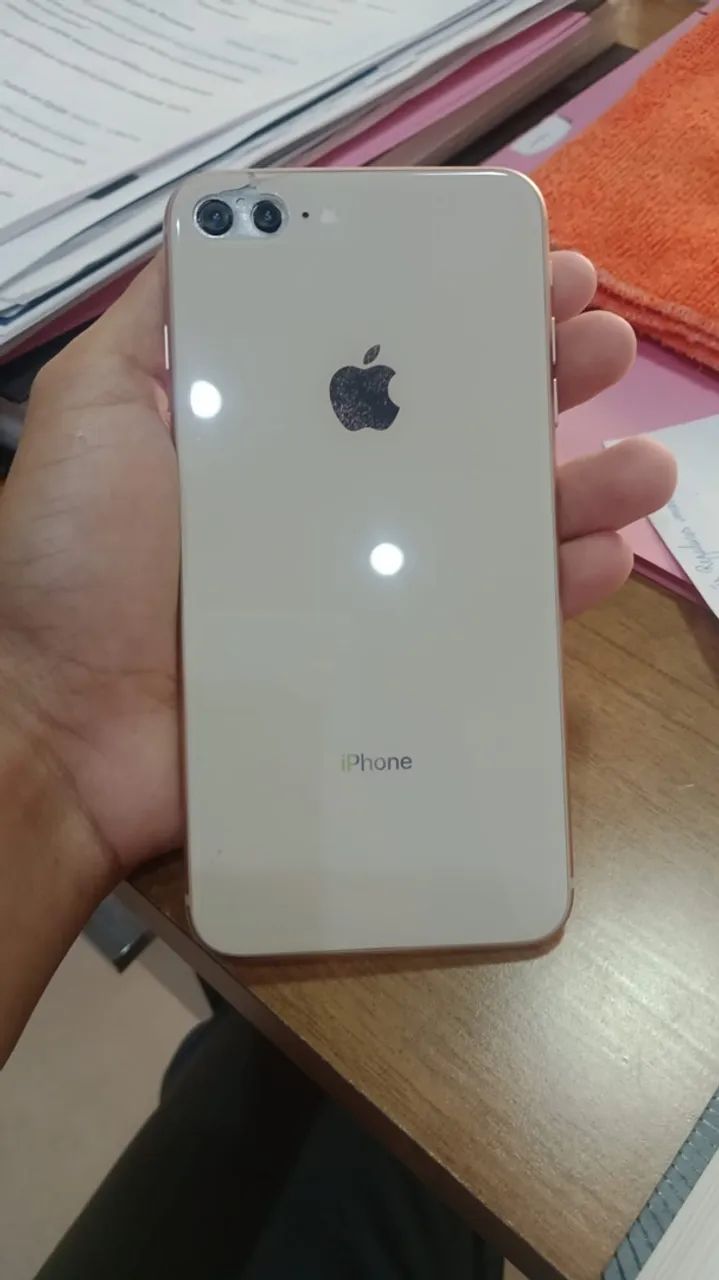 iPhone 8 Plus sem defeitos funcionando tudo  - Foto 3