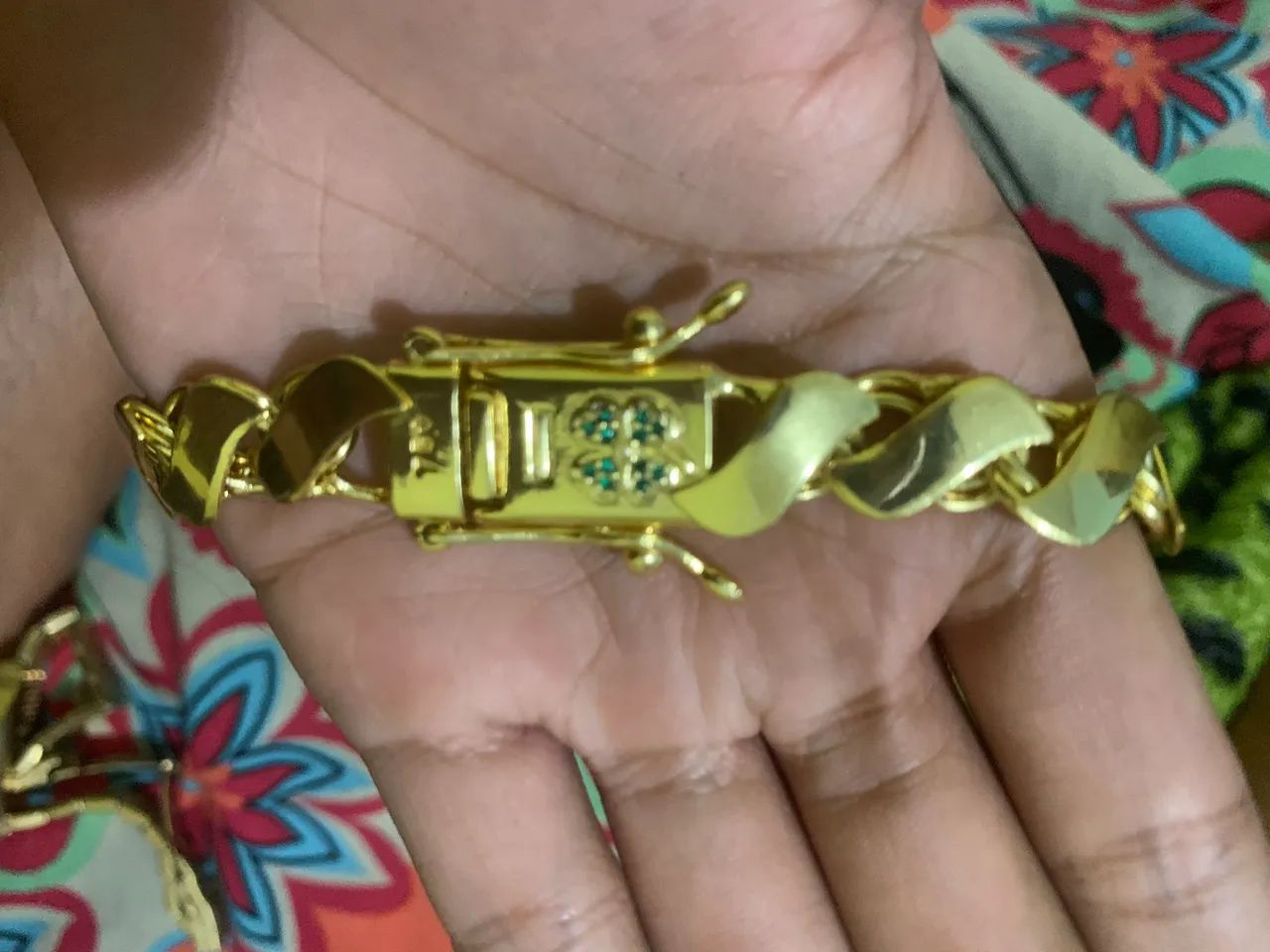 Vende-se kit relógio e corrente (swatch) - Foto 4