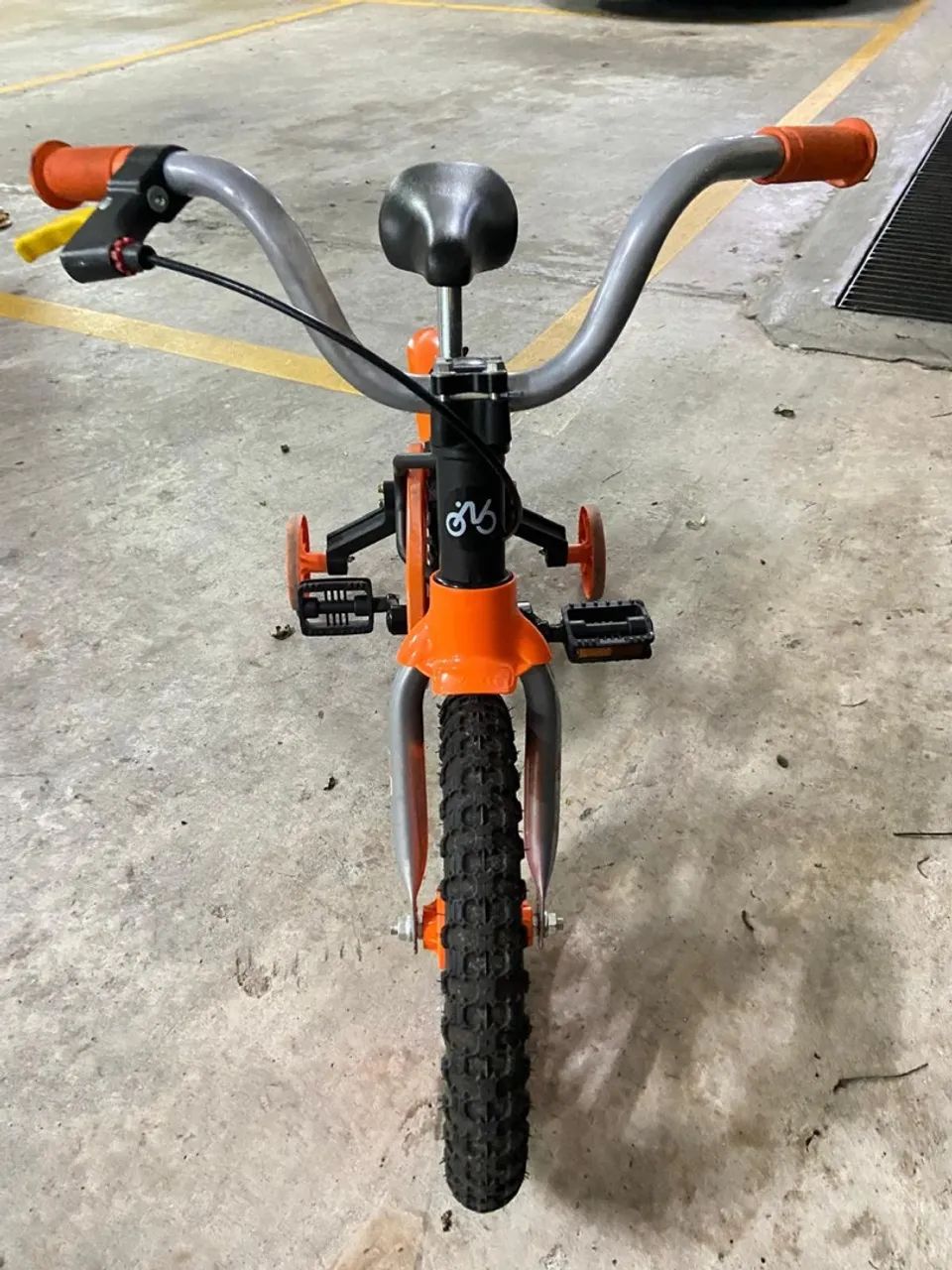 Bike  Infantil First Pro com Rodinhas - Conservada - Foto 3