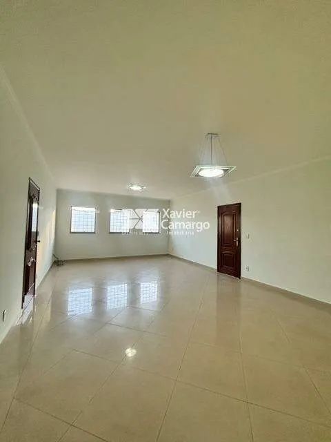 Casa com 3 quartos para locação no bairro Cidade Jardim - Rio Claro/SP
