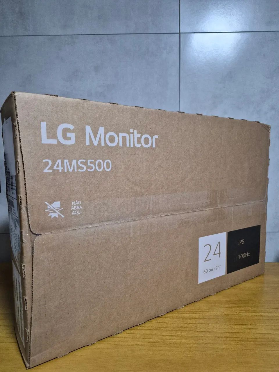 Monitor Gamer - LG 24 - 100Hz - Novo (lacrado)<br><br>-<br><br>Novo (lacrado)