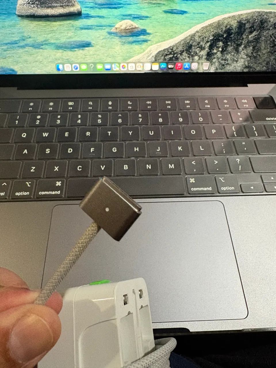 MacBook Pro 2023 - Foto 2