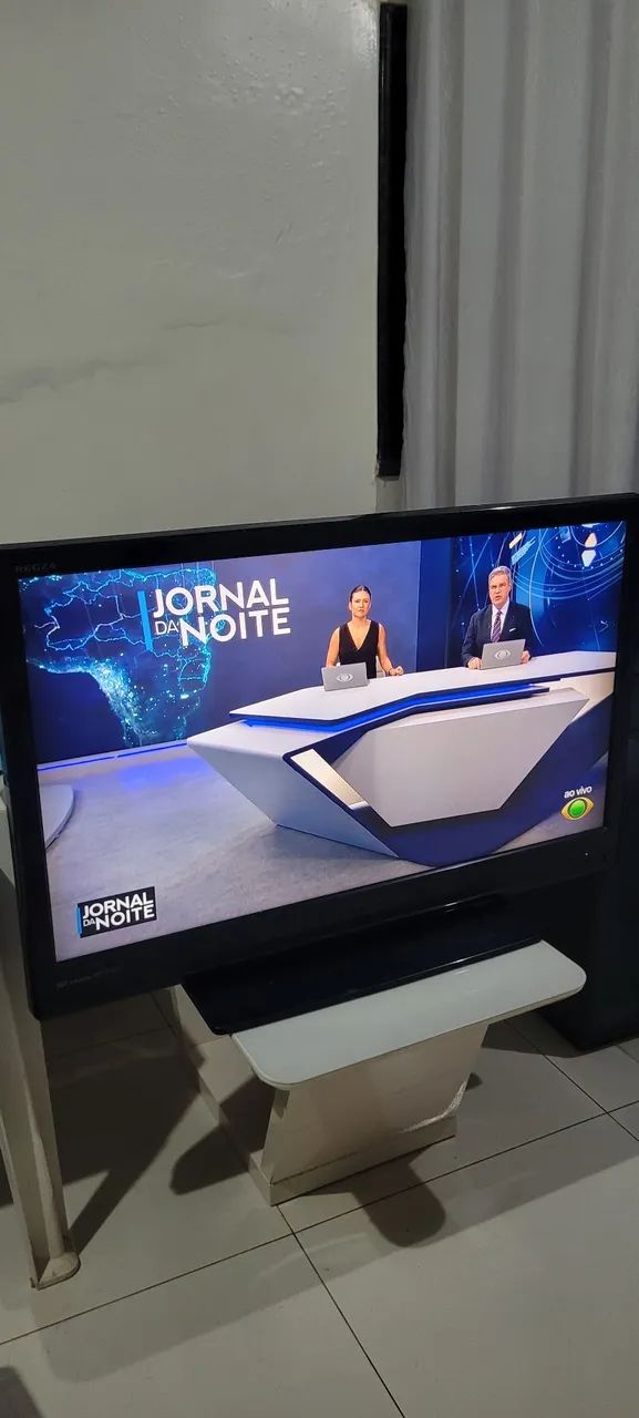 Tv TOSHIBA 42 Polegadas Bem Conservada