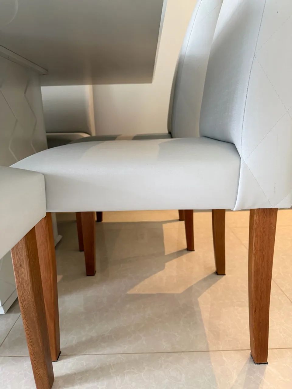 Vendo Mesa e cadeiras - Foto 4