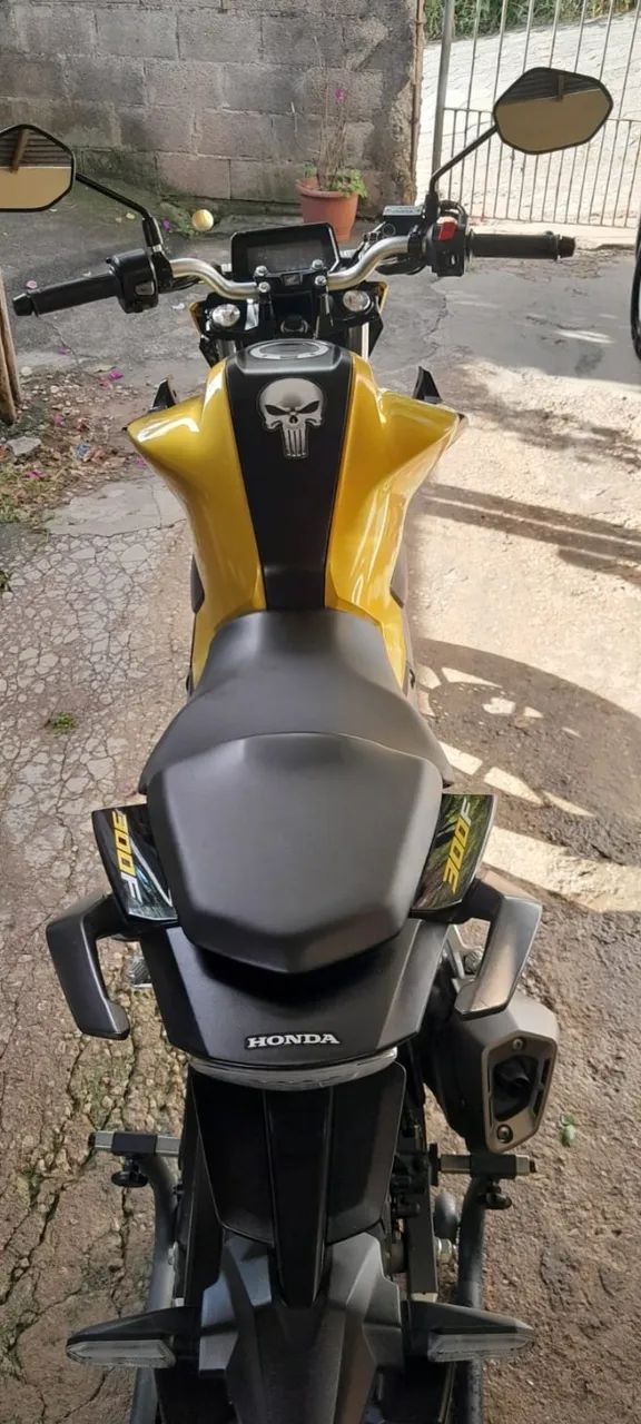 CB 300F - Foto 5
