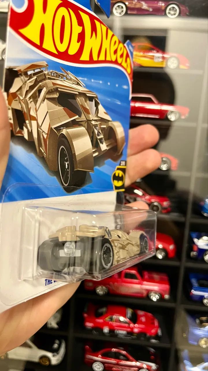 Hot Wheels - The Dark Knight Batmobile - Foto 4