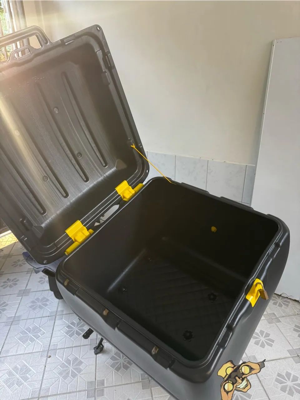Baú 160L com suporte  - Foto 3