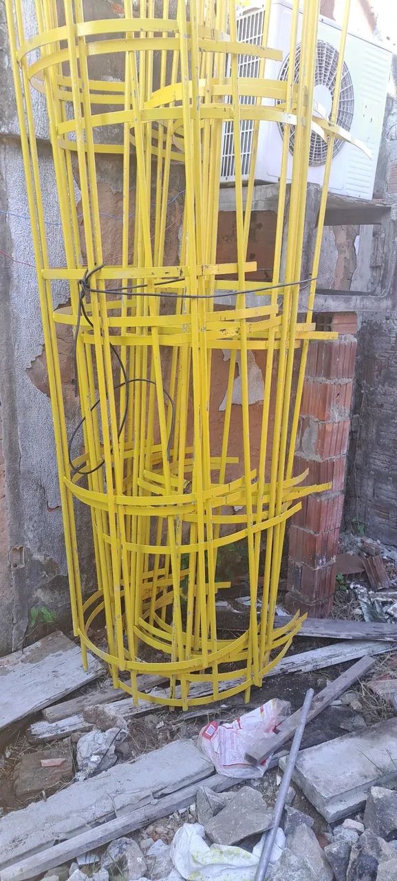 Proteçâo para escada de marinheiro