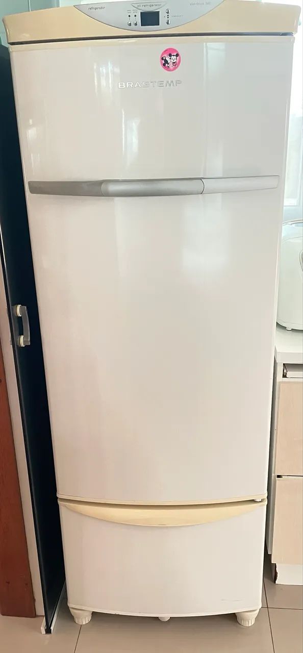 Geladeira Brastemp  AllRefrigerator com defeito