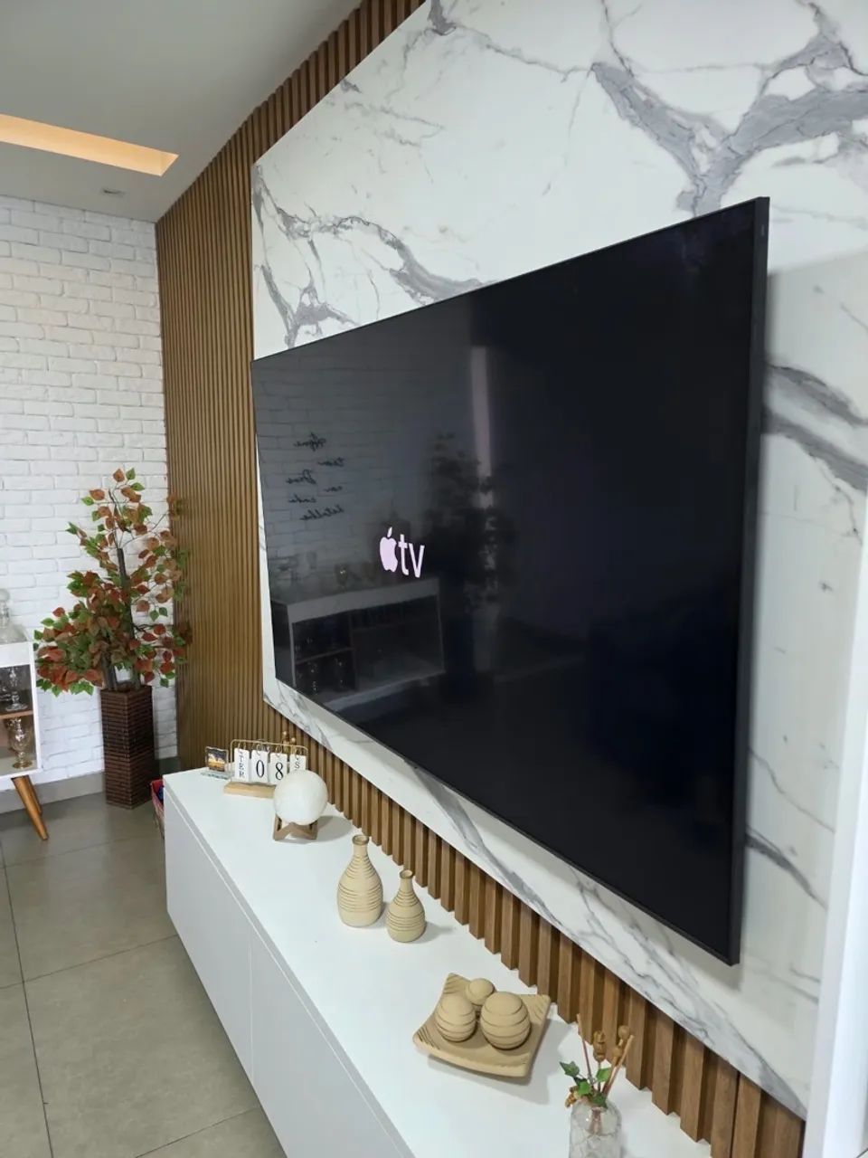 TV SAMSUNG 70 POLEGADAS  CRYSTAL UHD 4K - Foto 3
