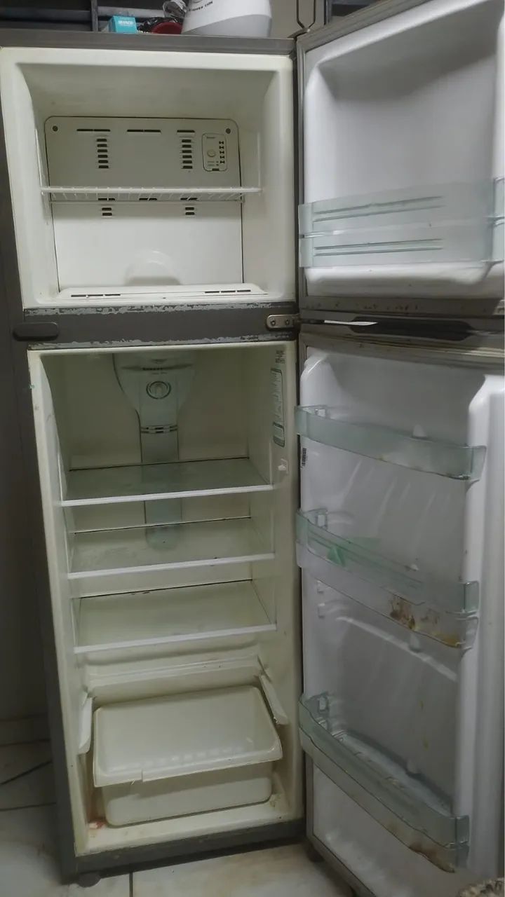 Geladeira inox 