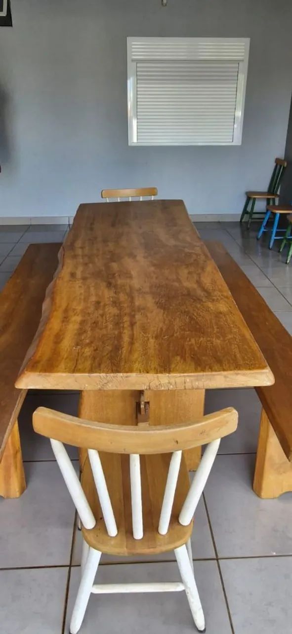 Mesa de madeira com bancos  - Foto 4