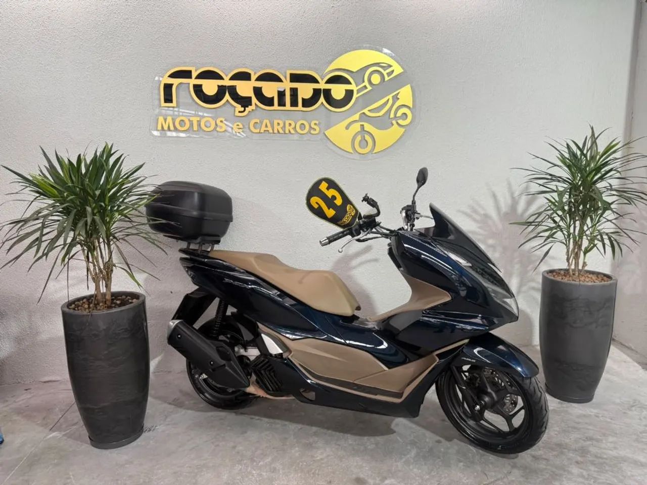 PCX 160 DLX ABS 2025