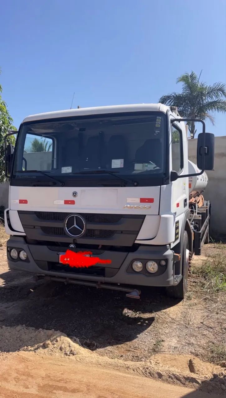 Caminhão pipa 10.ltrs