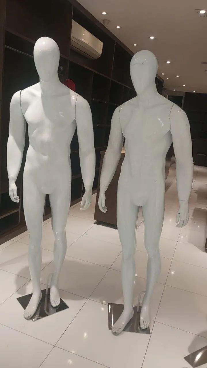 Manequins para loja em fibra  - Foto 3